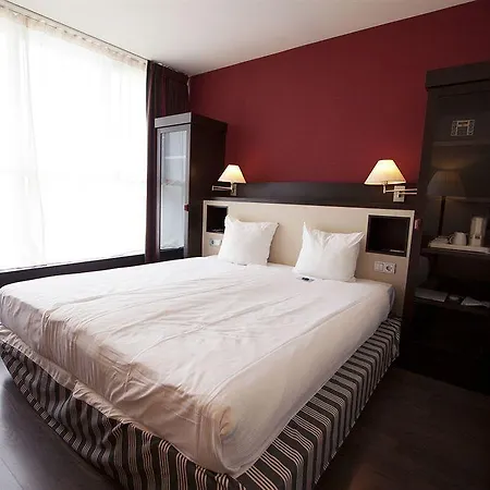 Nh Hotel 4*