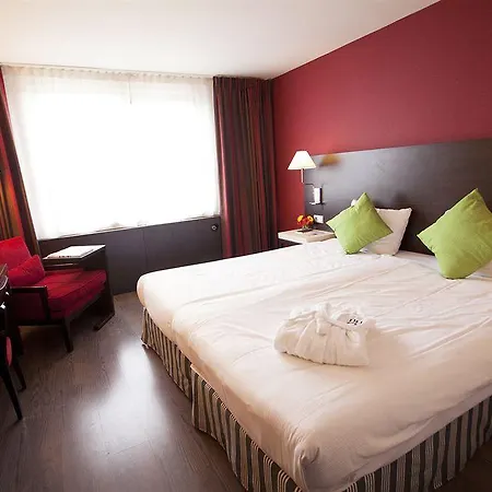 Nh Hotel 4*